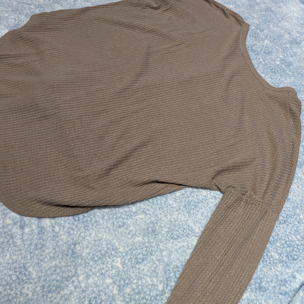 Light sweater - Picture 3 of 4